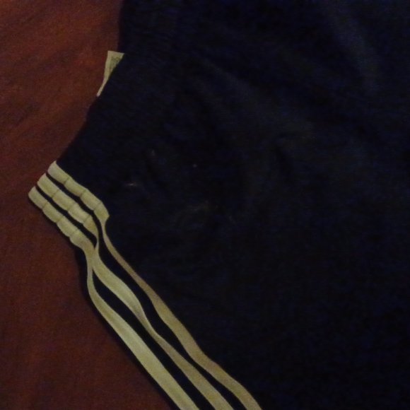Adidas shorts - Picture 4 of 6